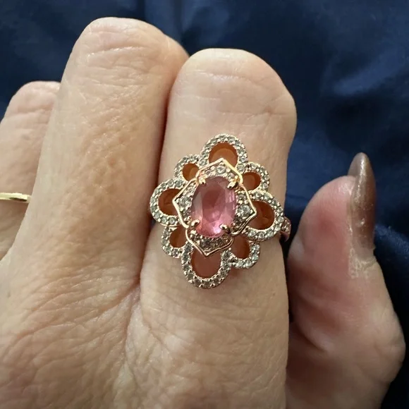 Elegant Pink Gemstone Ring in Rose Gold - Picture 2 of 9
